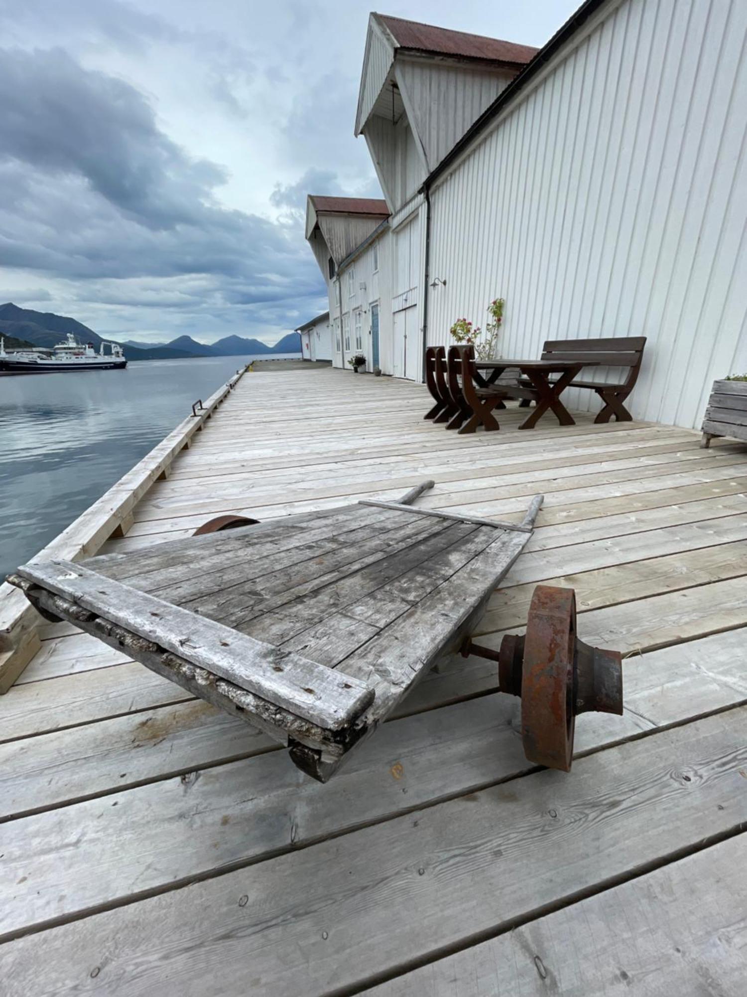1. etg i Dampskipsbrygga, Lødingen havn Eksteriør bilde